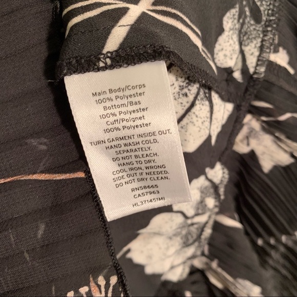 Chelsea28 Long Sleeve V-Neck Blouse Black Floral - Picture 12 of 12